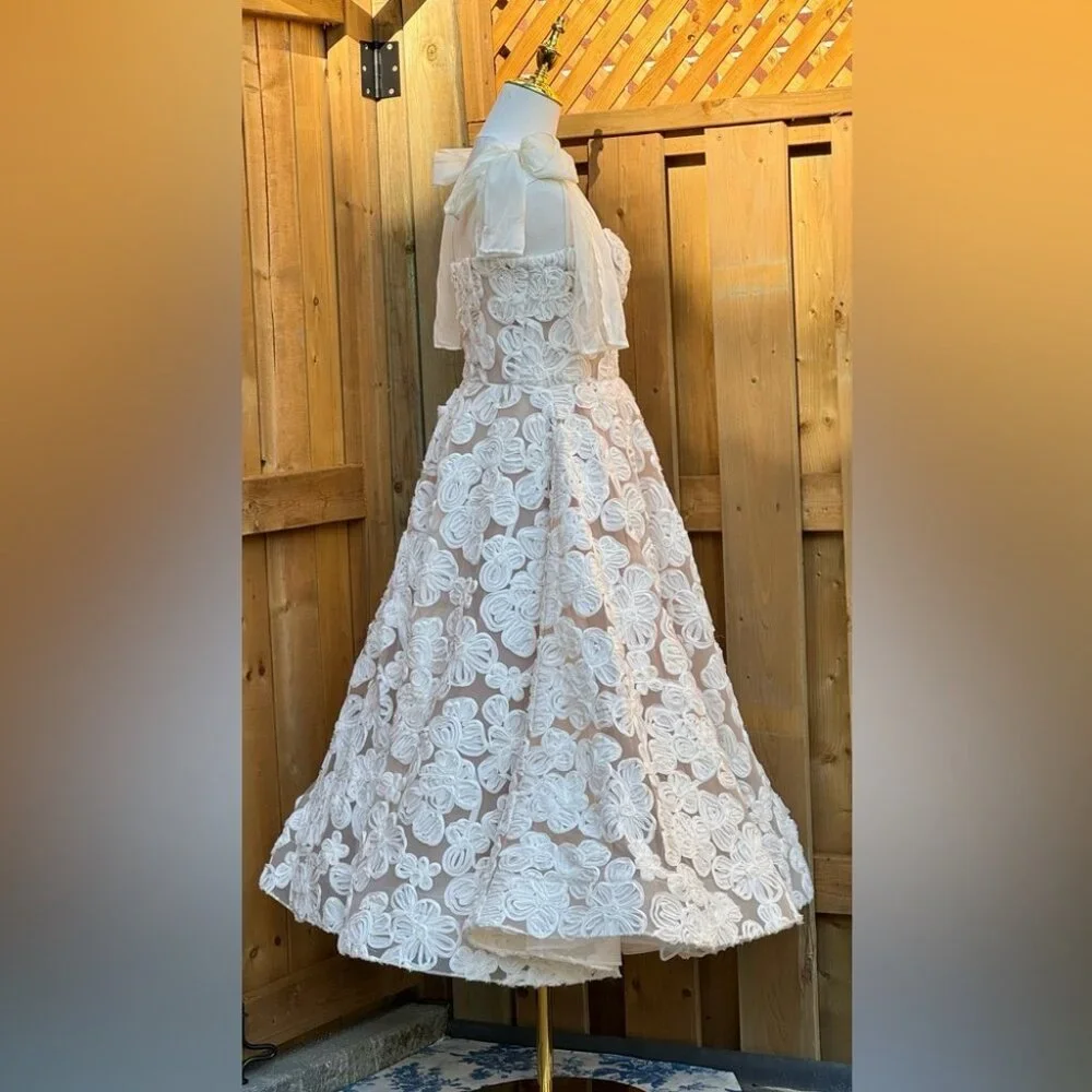 🆕 BRONX & BANCO 🧿 NWOT Sabrina White Bridal Midi Dress, Sz M / US 6 - Picture 10 of 15